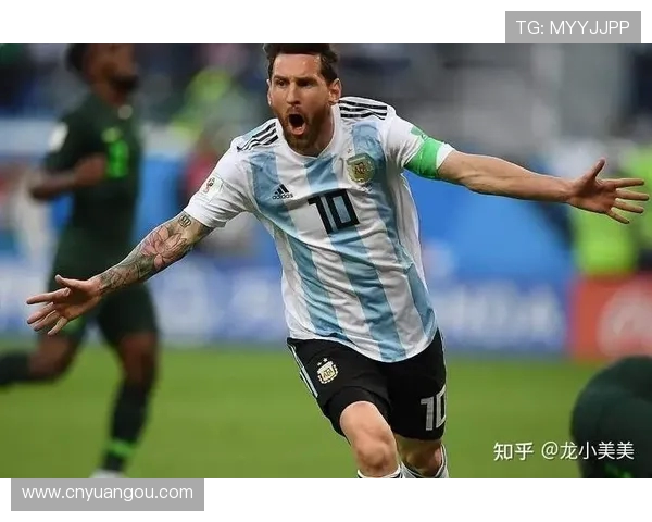 楚克乌泽谈与梅西同场竞技非凡体验称这是球员终极梦想的足球时刻