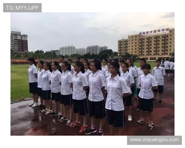 文班谈赛季磨砺全身酸痛关节疼也是职业篮球常态拼搏成长的必经之路